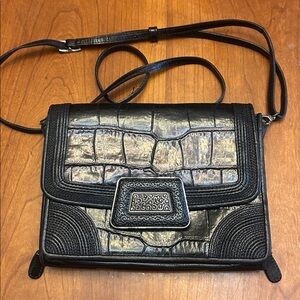 Brighton vintage cross body purse in black